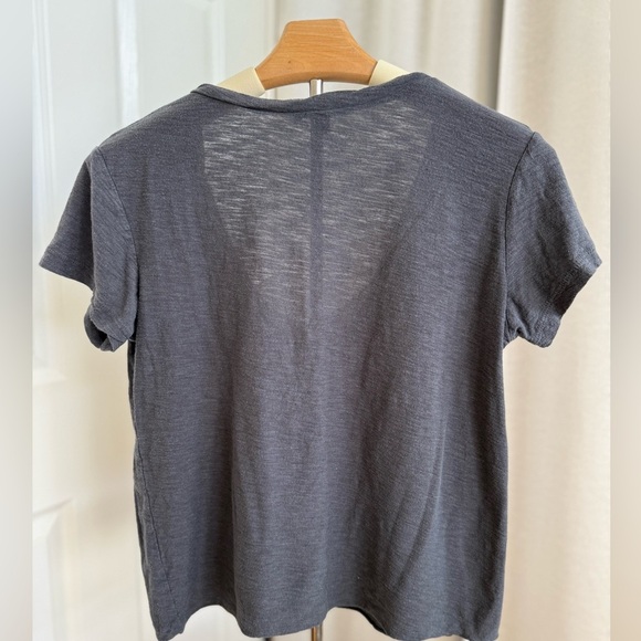James Perse Deep V-Neck T-Shirt in grey Cotton & Modal Blend Size 2 / Medium - Picture 2 of 5